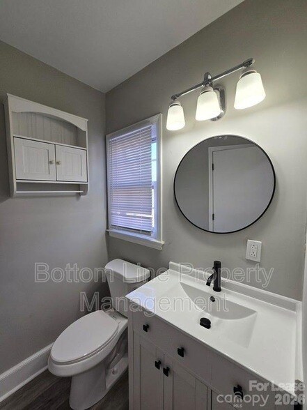 Building Photo - 5949 Quail Hollow Rd