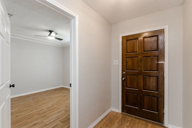 Building Photo - 4 Bedrooms | 2 Bathrooms | 2-Car Garage | Pool | Park-Front Living