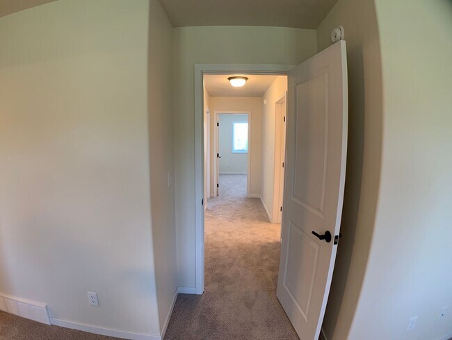 Building Photo - 1360 Goldenwood Dr