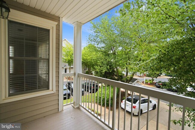 Building Photo - 12825 Fair Briar Ln