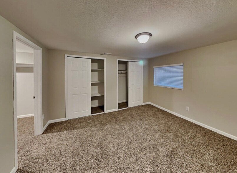 Building Photo - 2855 Warrenton Way
