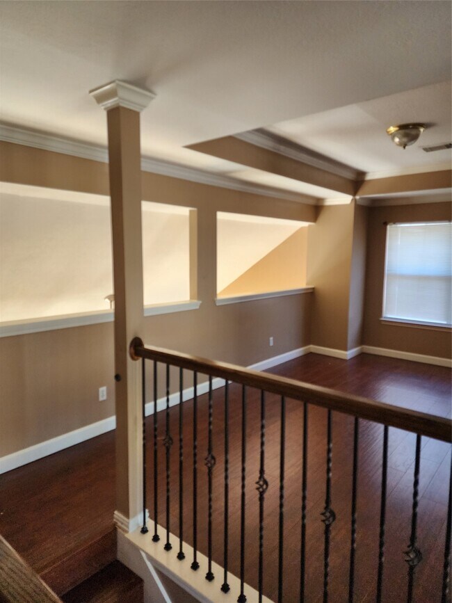 Building Photo - 18407 Brenwood Manor Dr