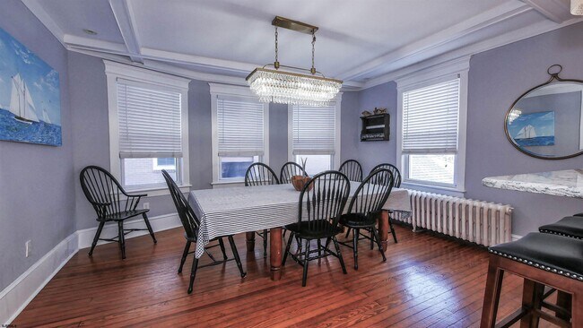 Building Photo - 26 S Oakland Ave