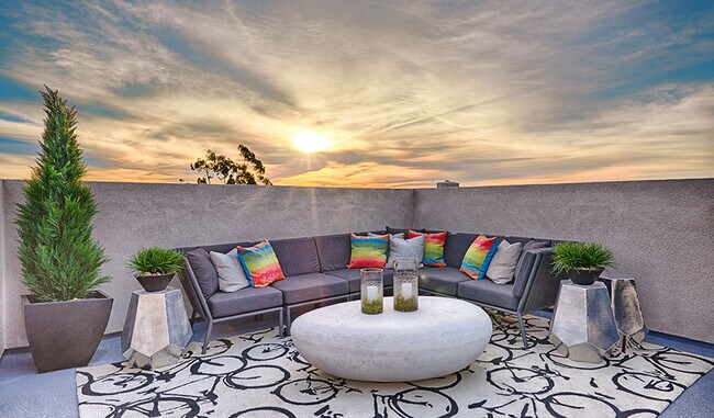 Building Photo - 826 Brickyard Ln