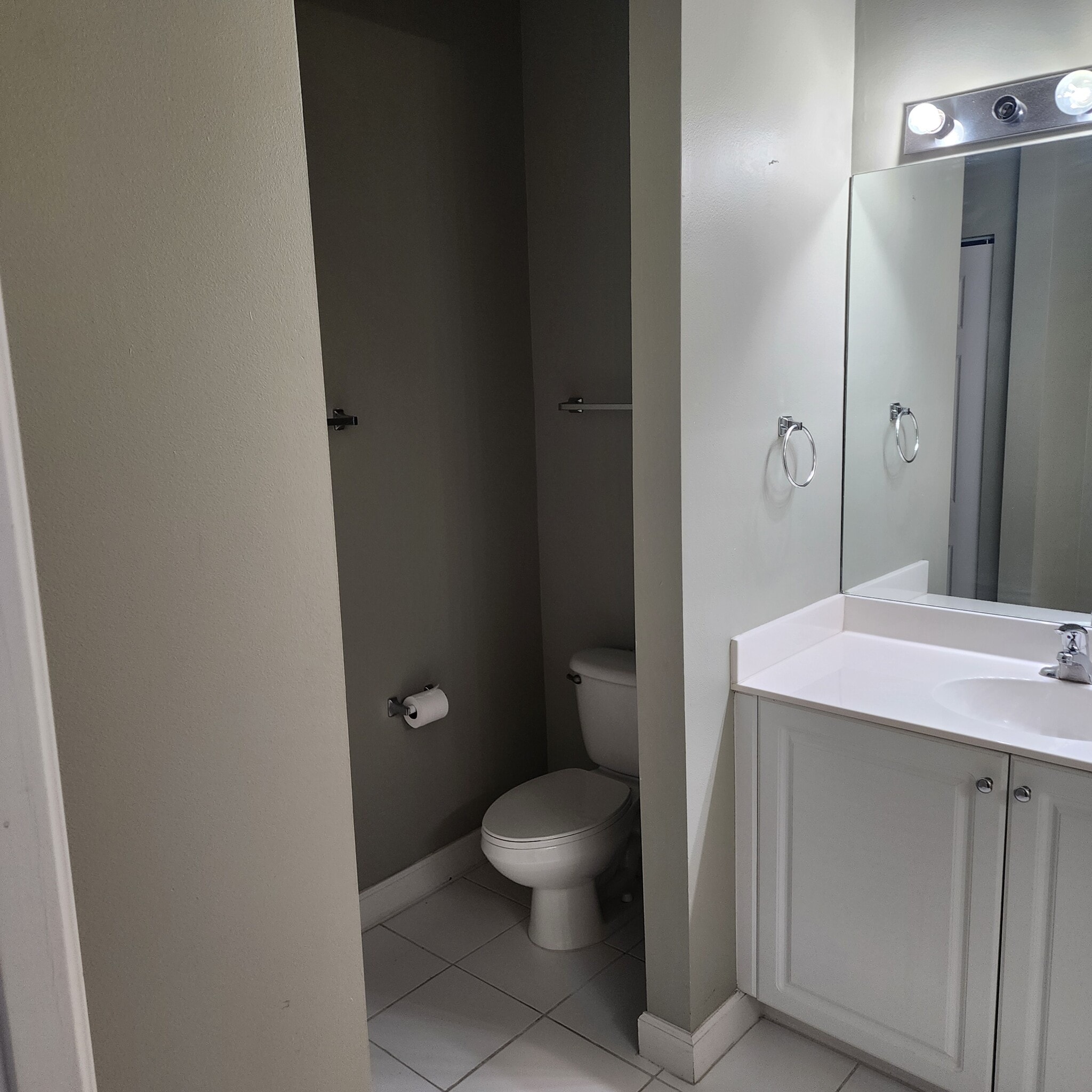 Building Photo - 6648 Liberty Pl