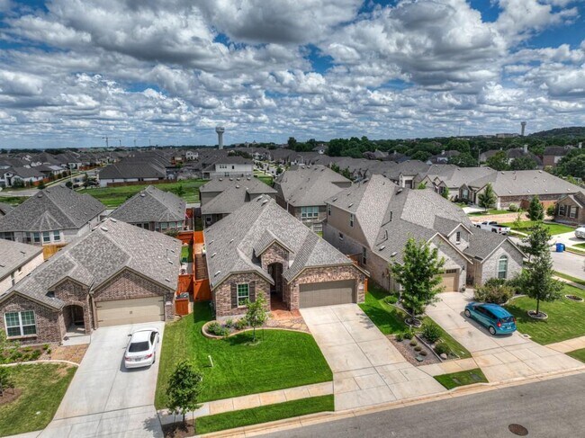 Building Photo - 2287 Gran Cielo Trl