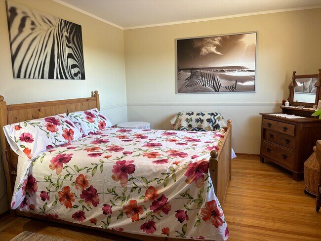 Building Photo - 100 Fairfax Ct