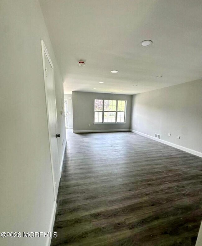 Building Photo - 709 Lady Slipper Ct