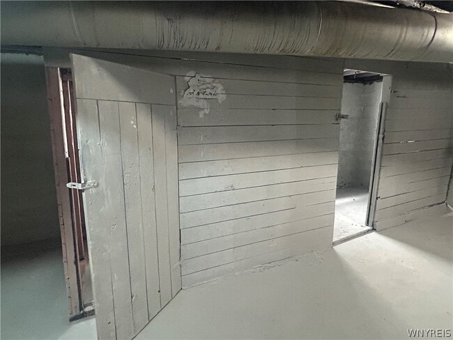 Building Photo - 411 Cambridge Ave