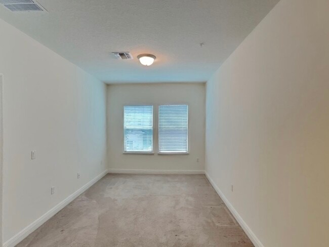 Building Photo - 8326 Bryce Canyon Ave