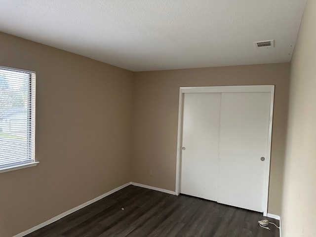 Building Photo - Modesto, 4 Bedroom 2.5 Bathroom Home