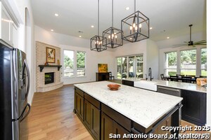 Building Photo - 26643 White Eagle Dr