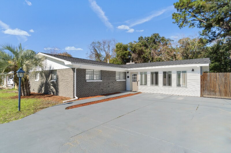 Building Photo - 309 Holmes Blvd NW