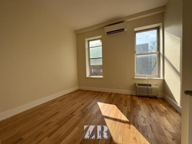 Building Photo - 2 bedroom in Brooklyn NY 11226