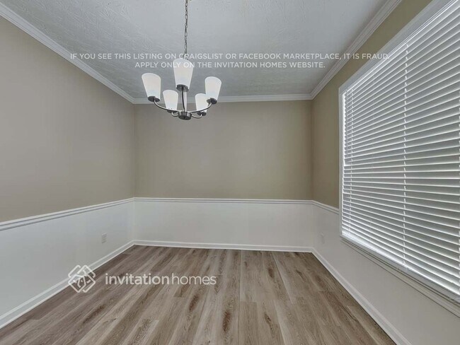 Building Photo - 110 Parkway Dr