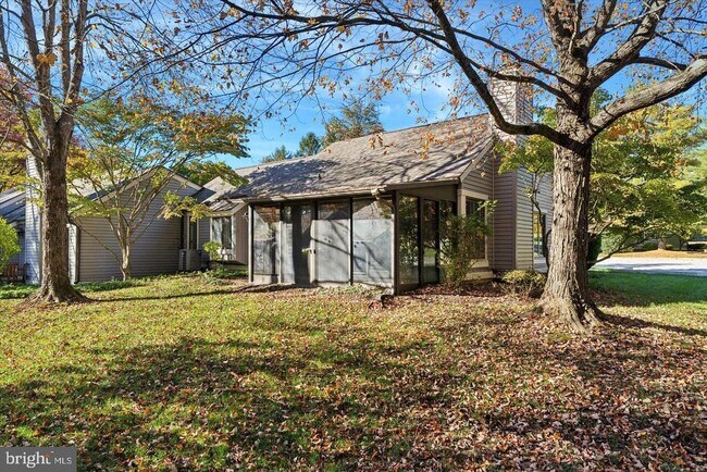 Building Photo - 201 Chandler Dr