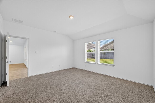 Building Photo - 9721 Chelsea St