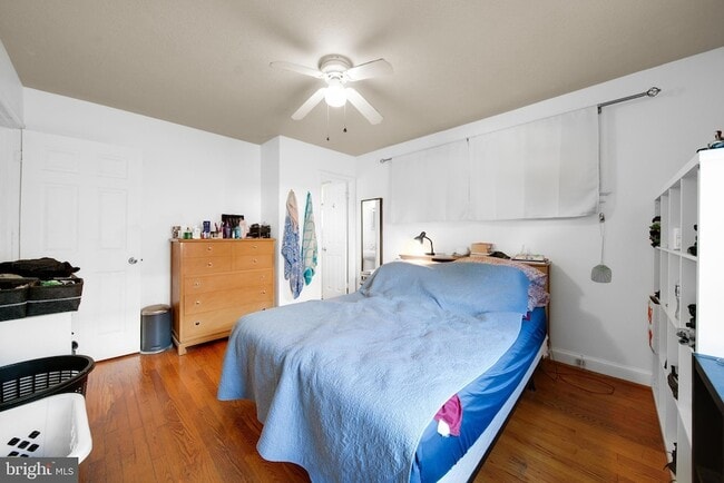 Building Photo - 10502 Glenhaven Dr