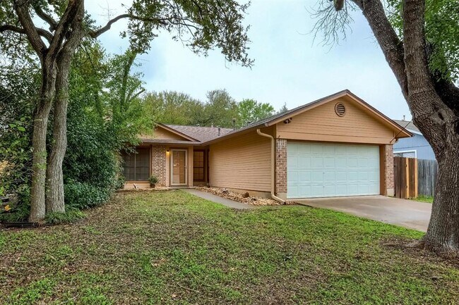 Building Photo - 8400 Horton Trail