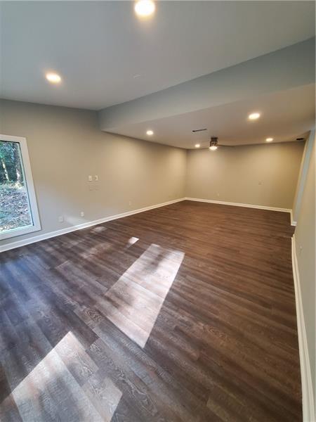 Building Photo - 2780 Burtz Dr