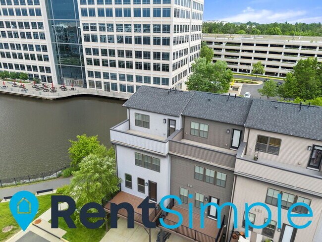 Building Photo - 13228 Lake Waterview Wy