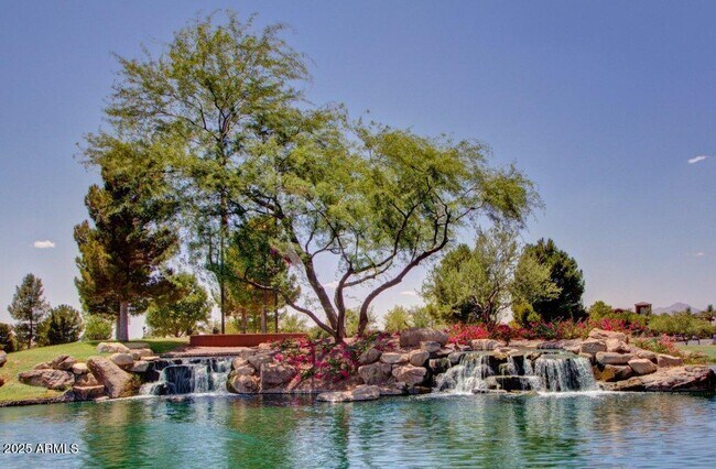 Building Photo - 42348 W Fountainhead St