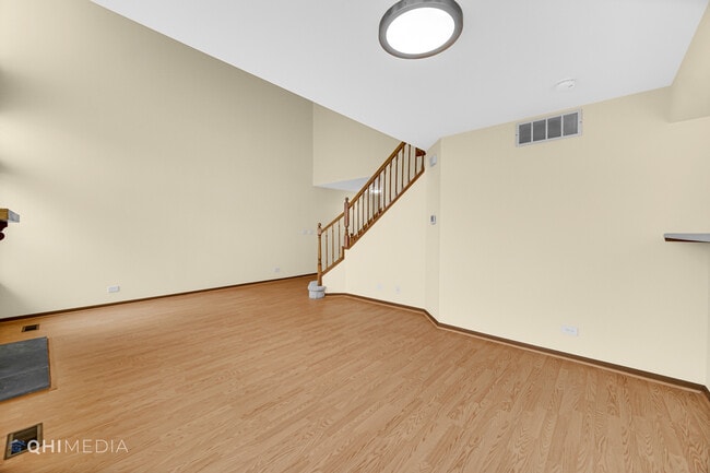 Building Photo - 914 Waterford Ln