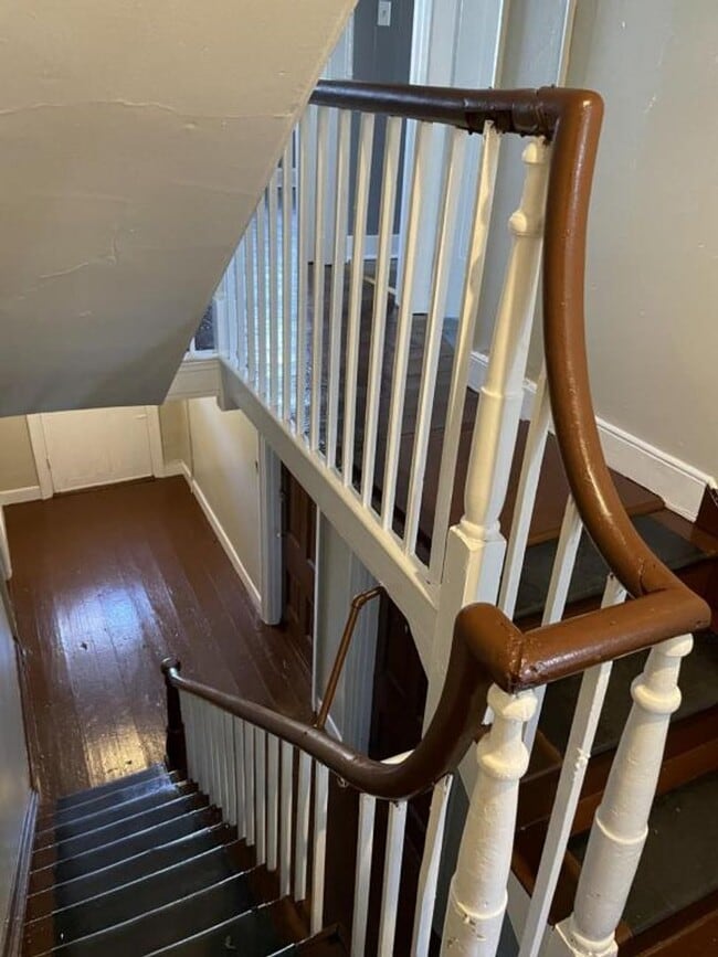 Building Photo - 365-365 N Hanover St