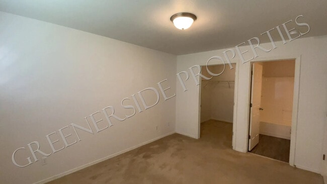 Master Bedroom - 677 Paradise Plz