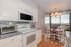 Building Photo - 3598 Yacht Club Dr