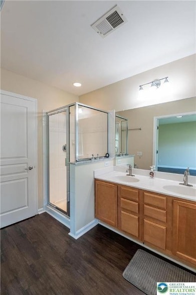 Building Photo - 8475 Putnam Ct