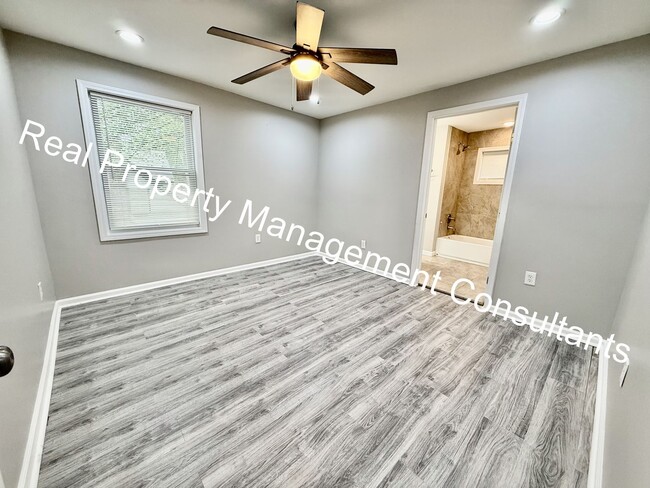 Building Photo - Stylishly Updated 3-Bedroom, 3-Bath Home –...