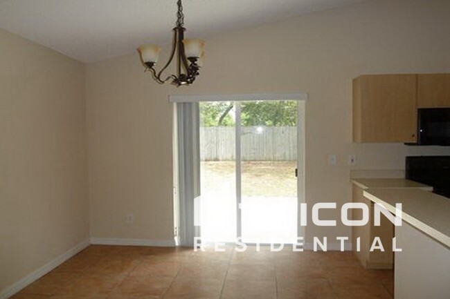 Building Photo - 10440 Coconut Grove Ln