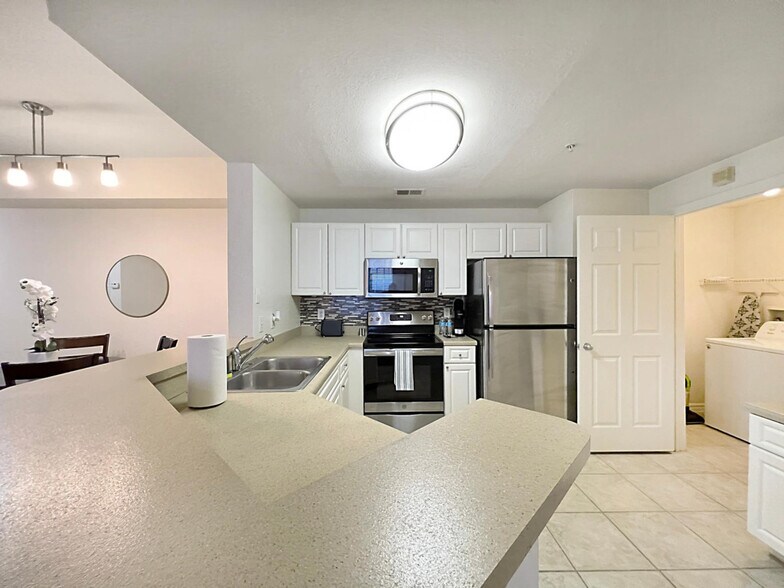 Building Photo - 9533 Magnolia Blossom Dr