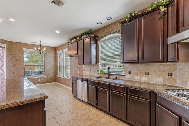 Building Photo - 9431 Copper Cove Ln