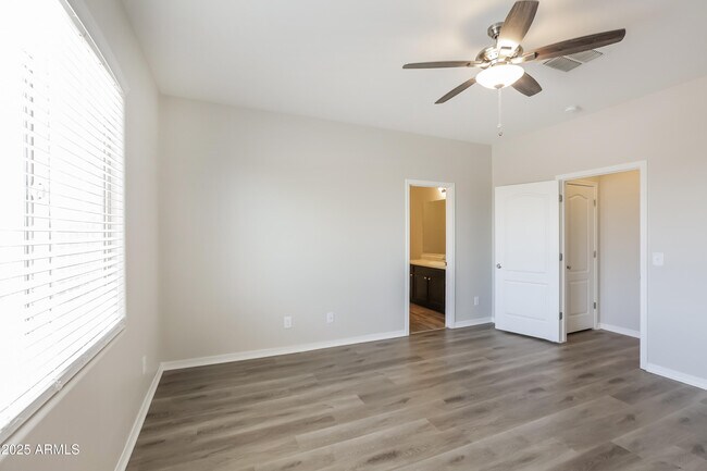 Building Photo - 37682 W Merced St