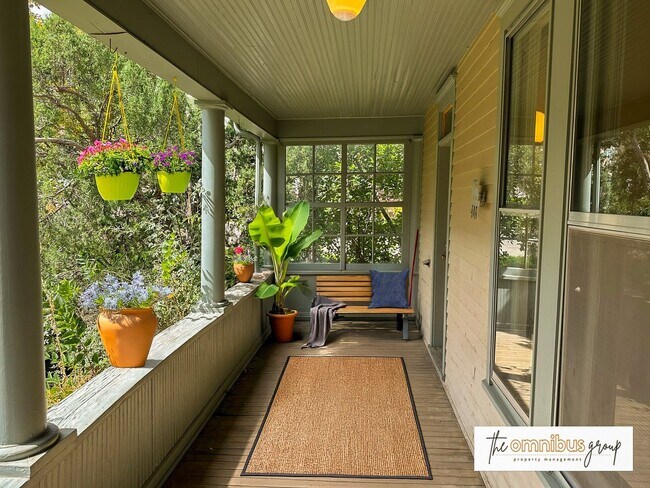 Building Photo - Maxwell Ave.