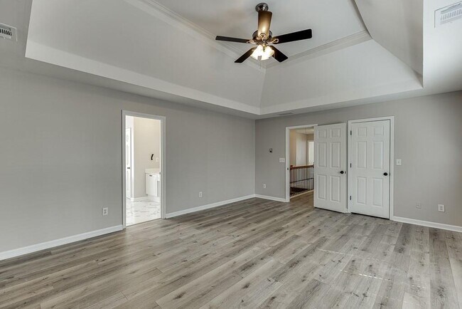 Building Photo - 1795 Lake Heights Cir
