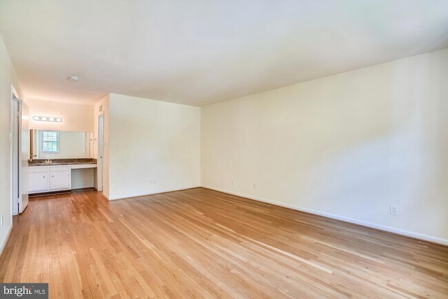 Building Photo - 11200 Powder Horn Dr
