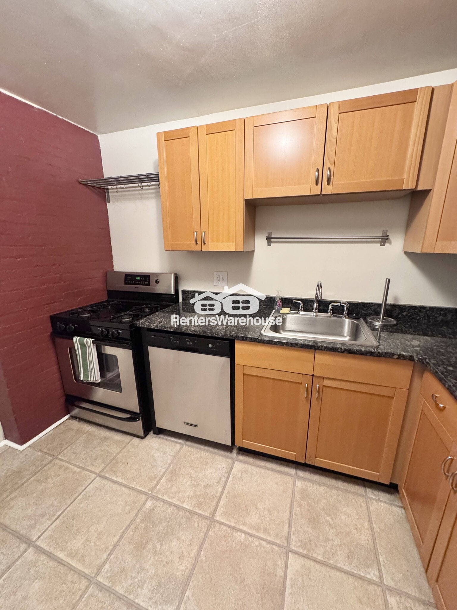 Building Photo - 1802 Gough St