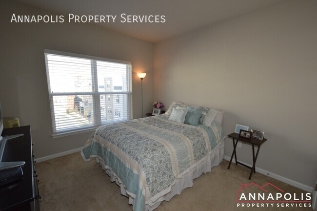 Building Photo - 533 Leftwich Ln