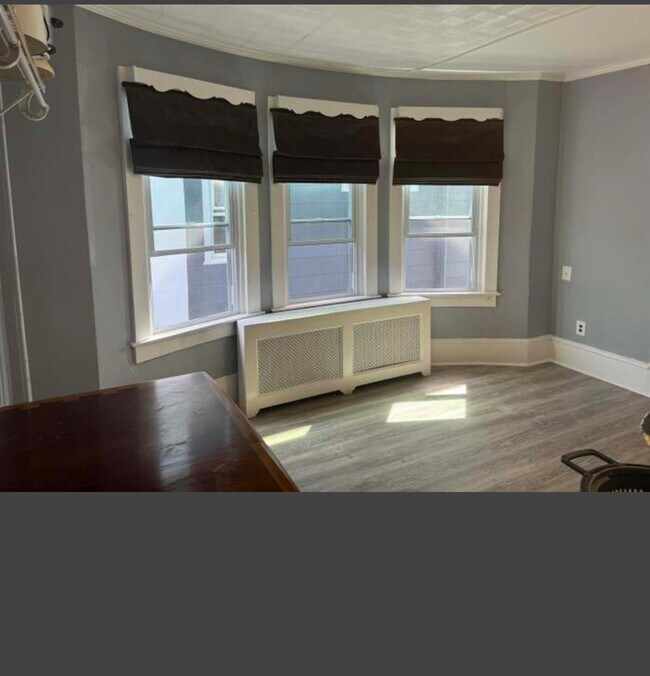 Building Photo - 55 Elberon Ave