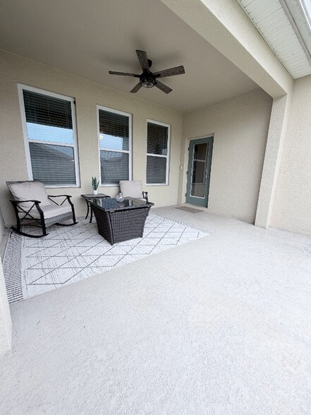 Building Photo - 480 Halter Dr