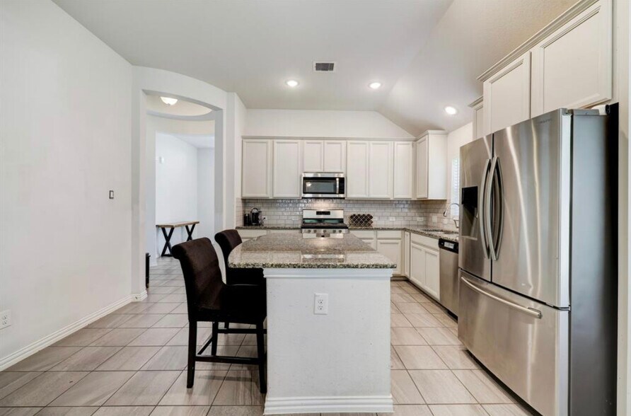 Building Photo - 6807 Northchester Dr