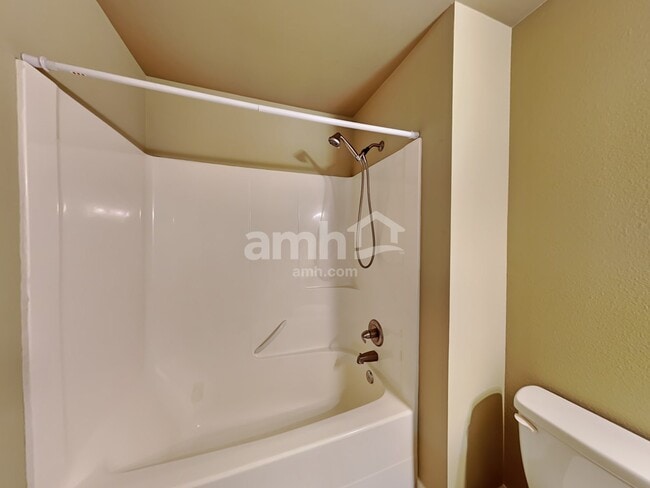 Building Photo - 1108 Boatman Ave NW