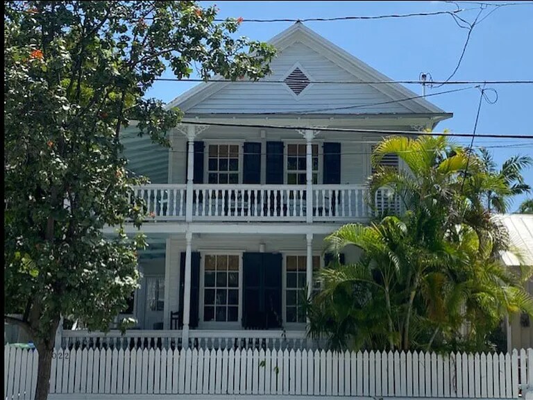 Primary Photo - 1022 Fleming St