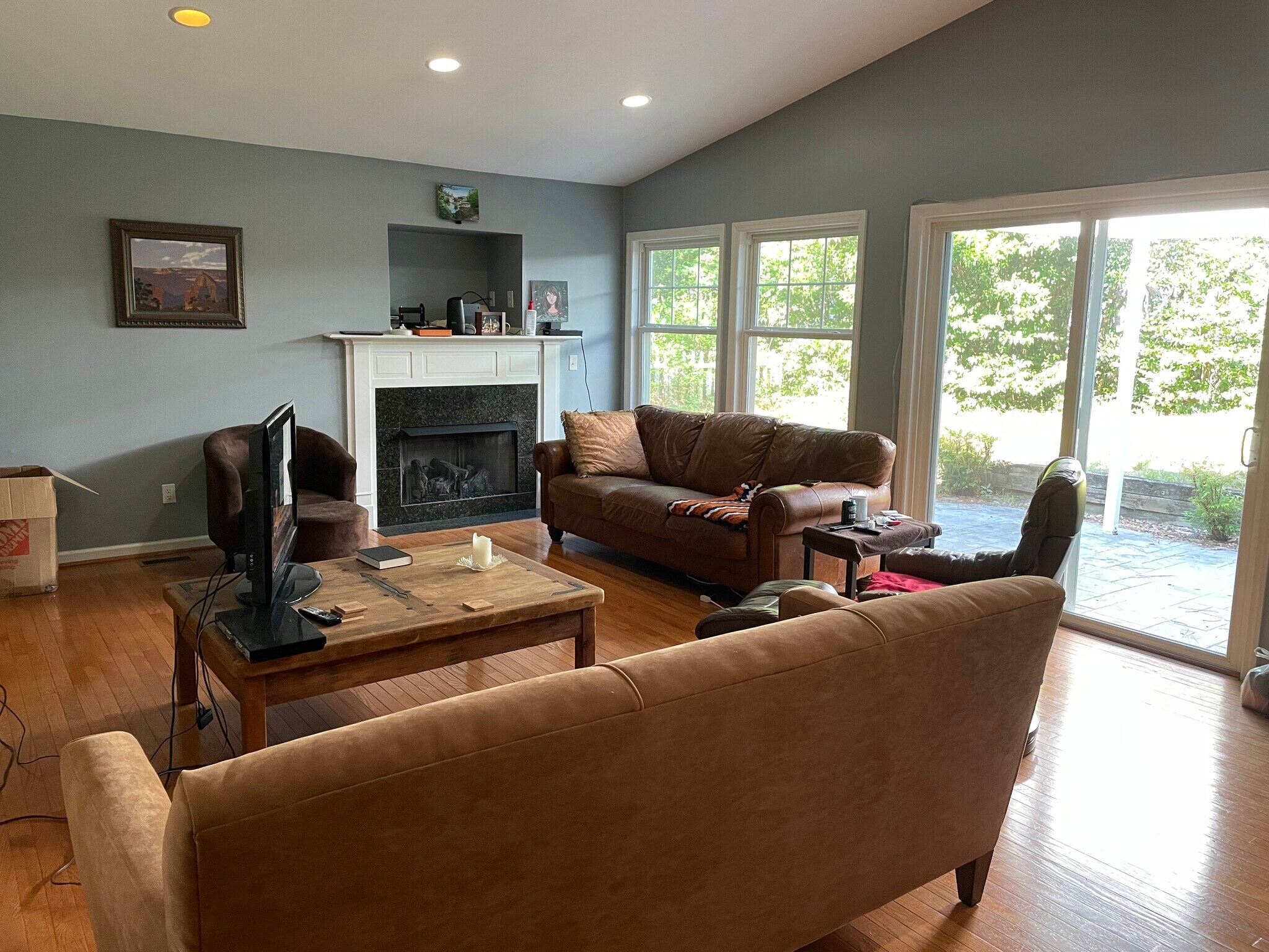 Building Photo - 125 Lost Tree Rd