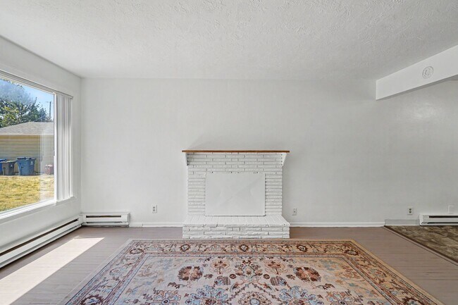 Building Photo - 2519-2521 Hyde Ct SE