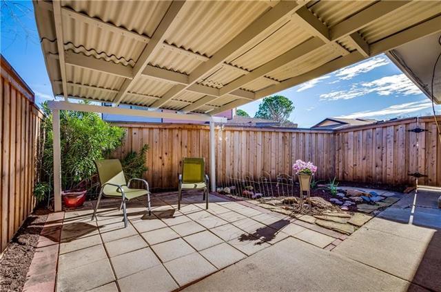 Building Photo - 513 Hunters Glen St