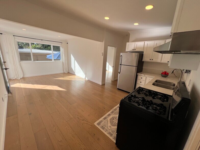 Recessed Lights - 4014 Higuera St
